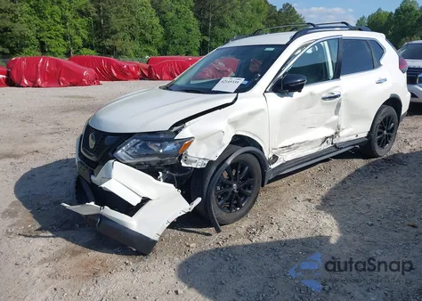 2018 Nissan Rogue Sv z USA, uszkodzony, nr VIN 5N1AT2MVXJC752037